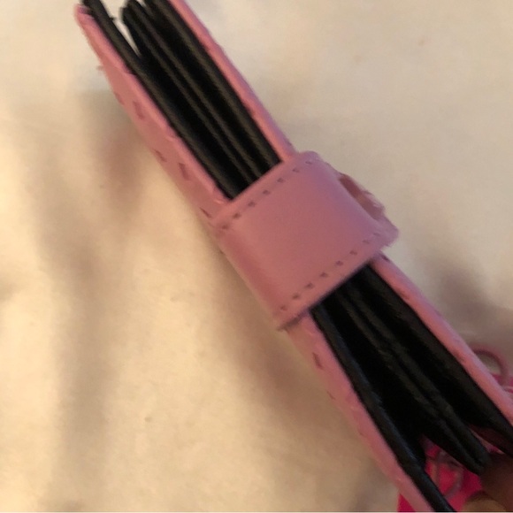 Betsey Johnson Mauve Card Case Wallet & Key Ring Embossed Heart Pattern NWT - Picture 13 of 16